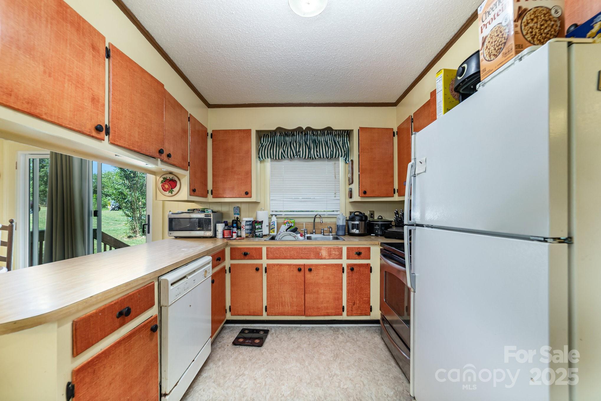 Meadowbrook Acres - Residential