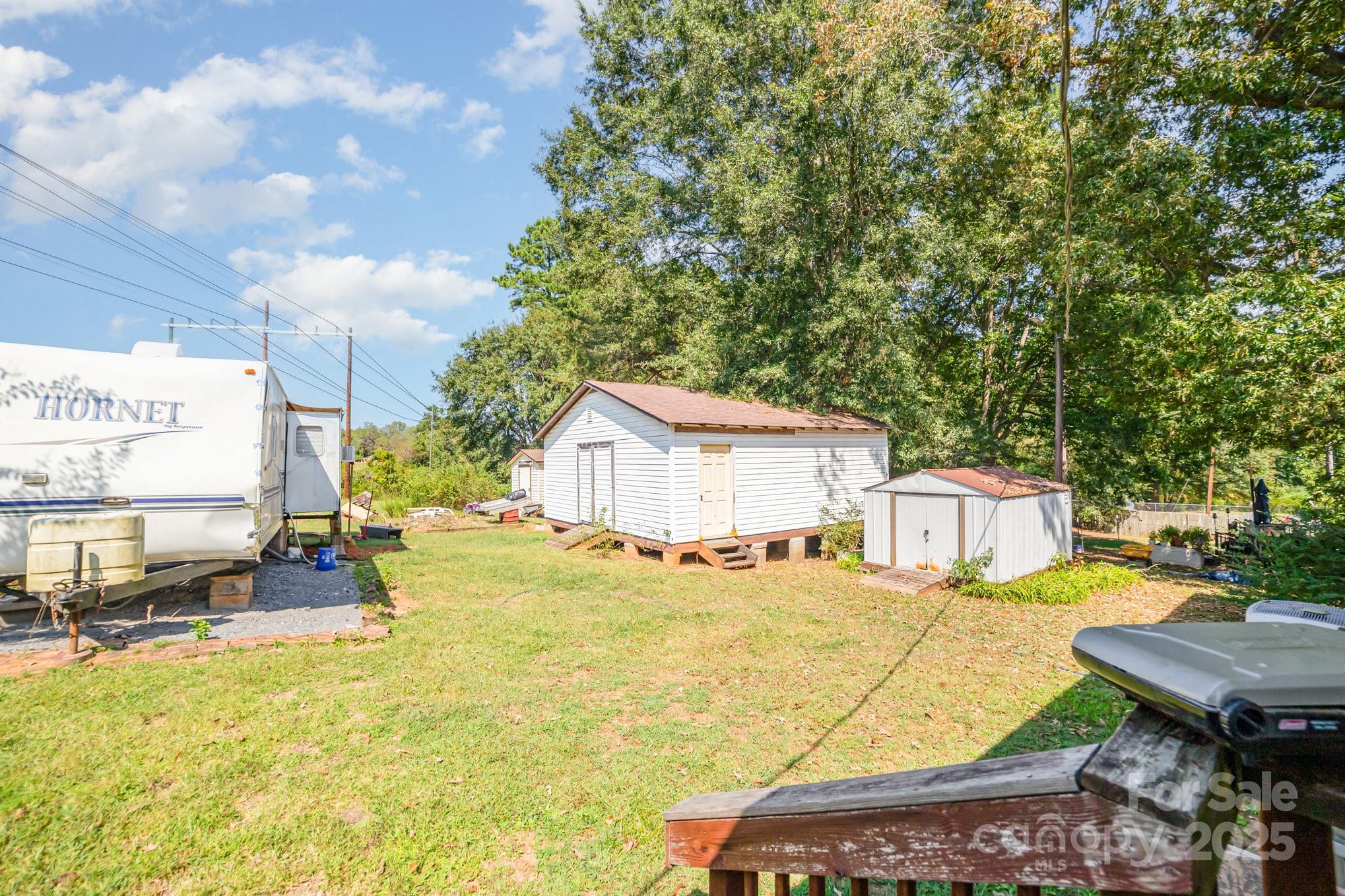 Meadowbrook Acres - Residential