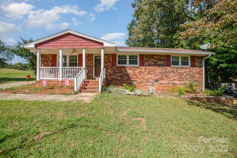 Photo of 801 Windwood Drive, Gastonia, NC 28056 (MLS # 4306059)