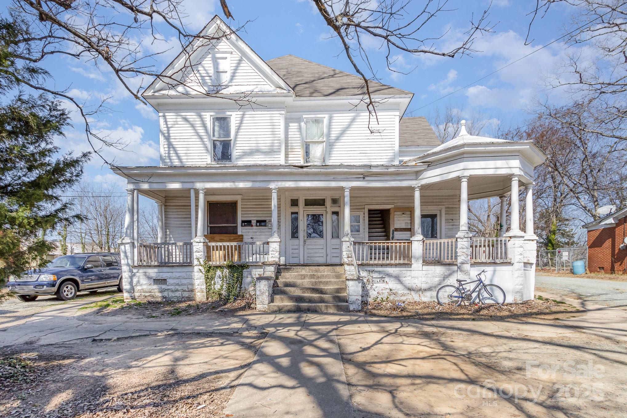 Listing image 1