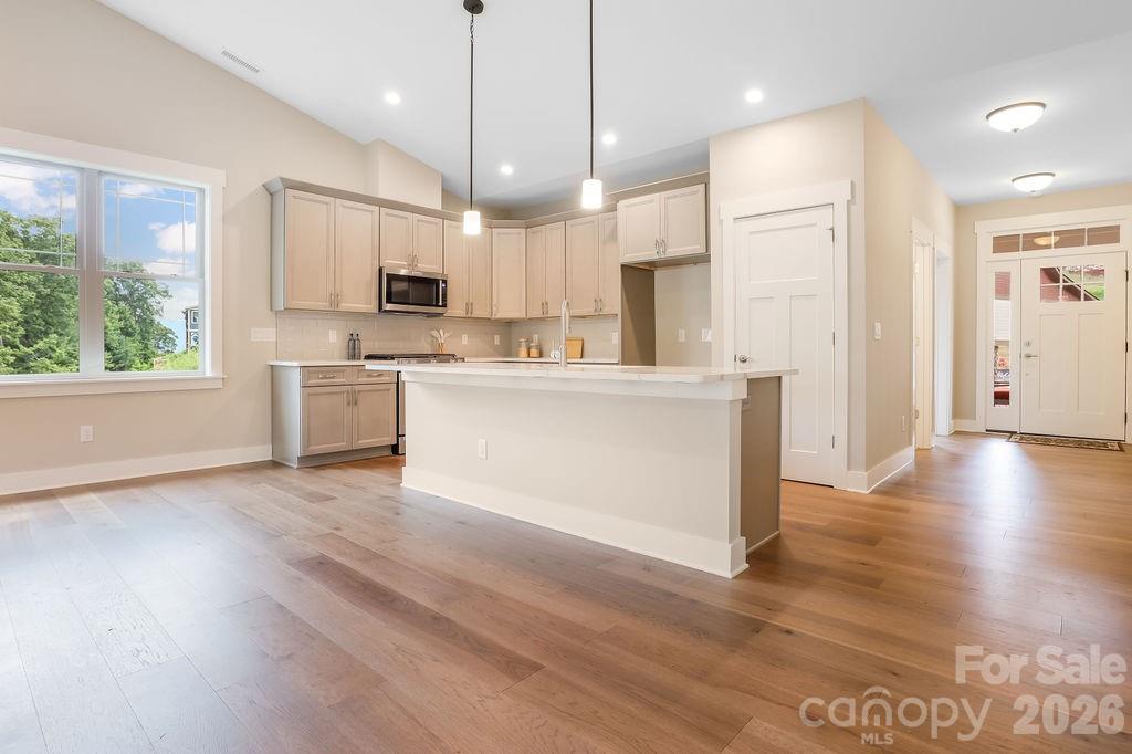 19 Craftsman Overlook Ridge