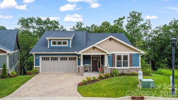 19 CRAFTSMAN OVERLOOK RDG, ARDEN, NC 28704 - Image 116e4b7b6864b38d72fb1f4fa8898e6e/4163226261