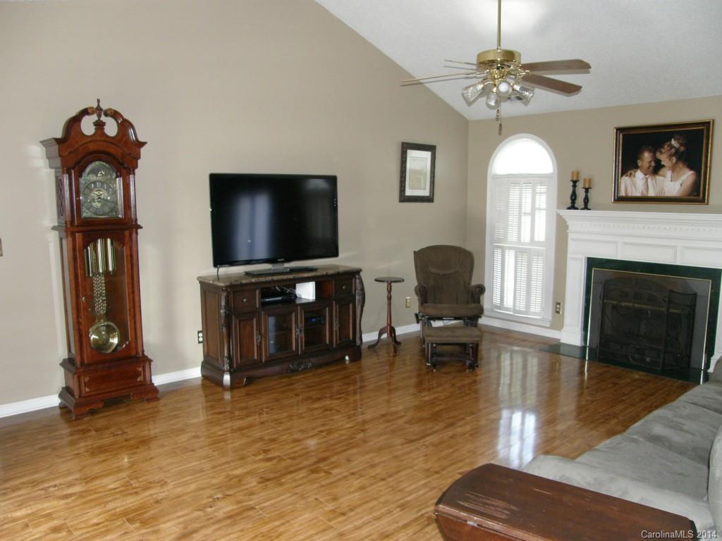 Chapel Creek - Residential