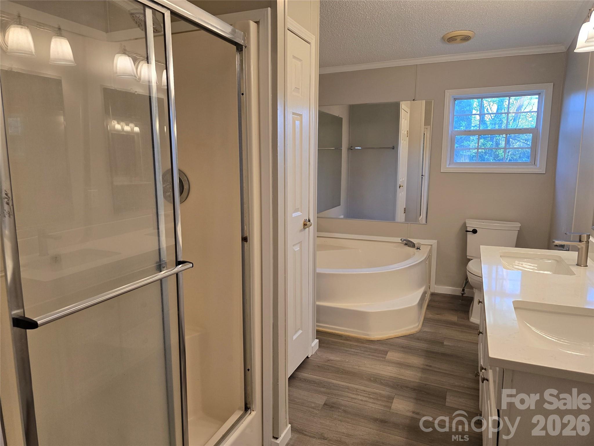 Lake View - Residential