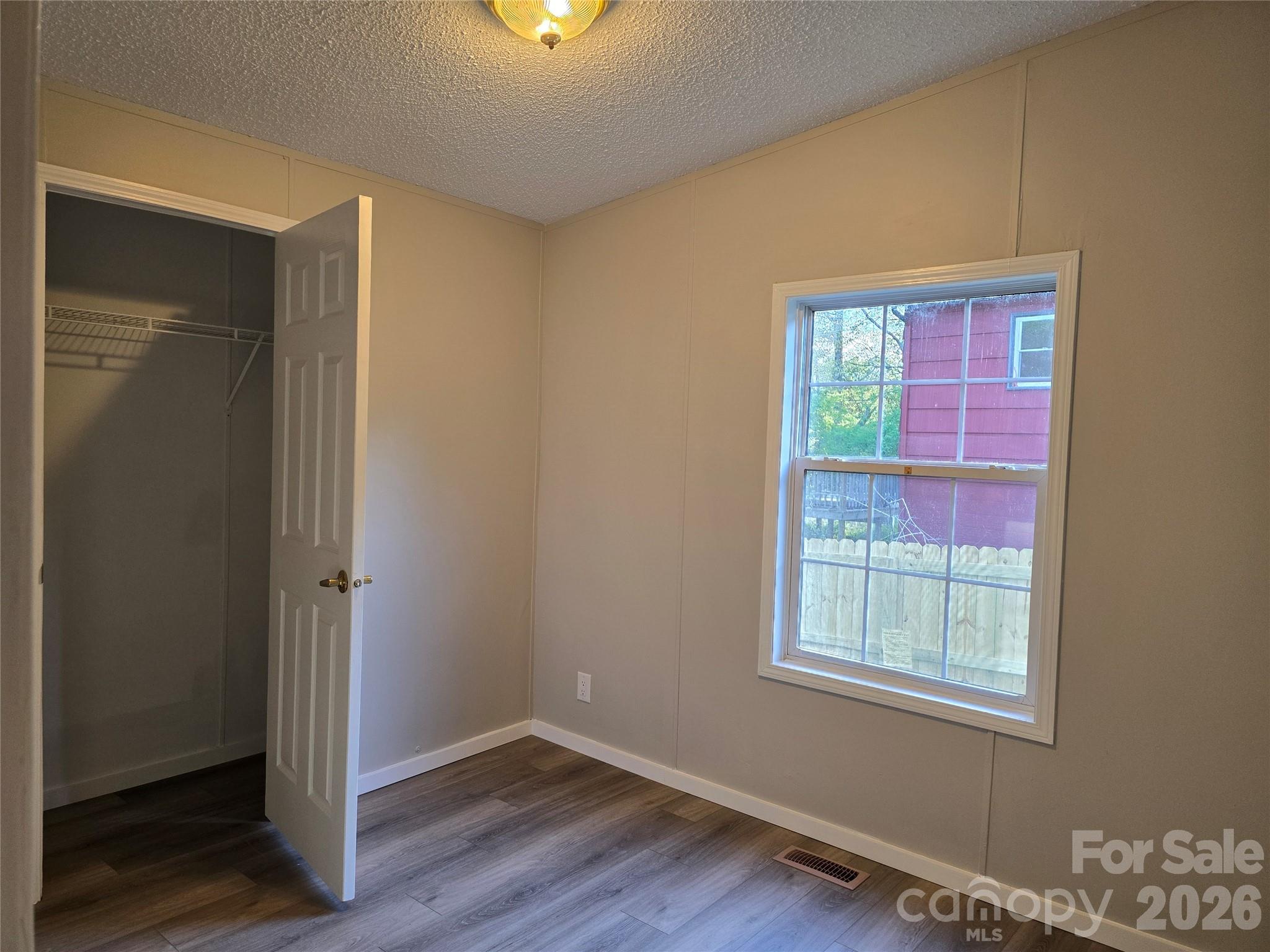 Lake View - Residential