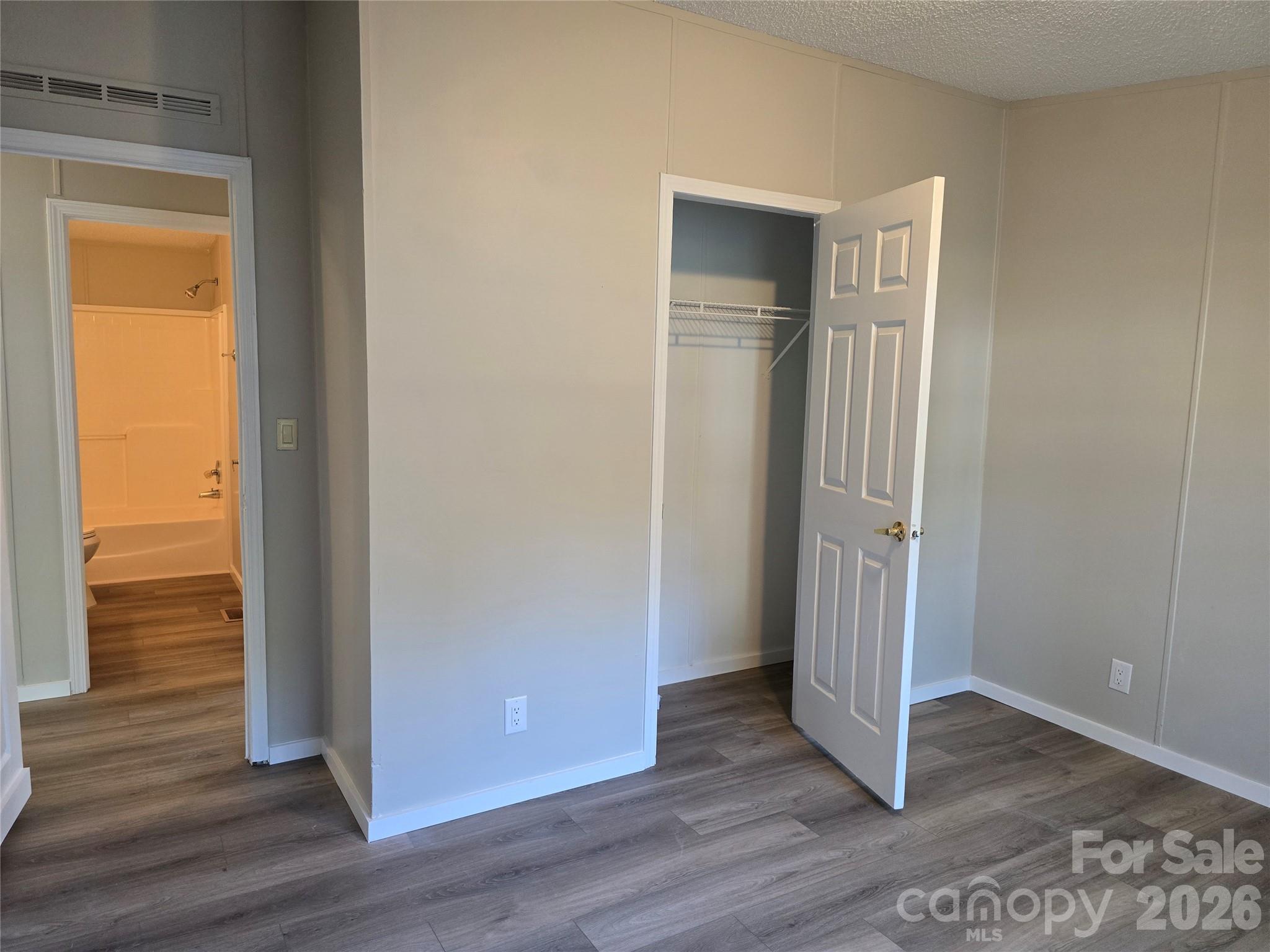 Lake View - Residential