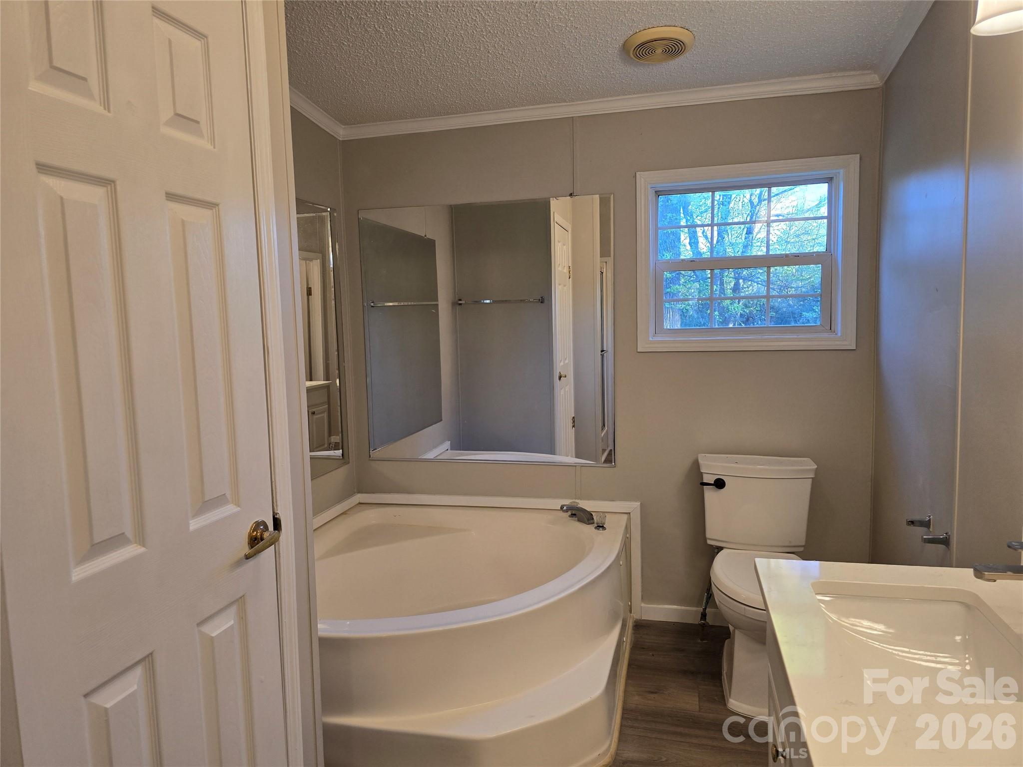 Lake View - Residential