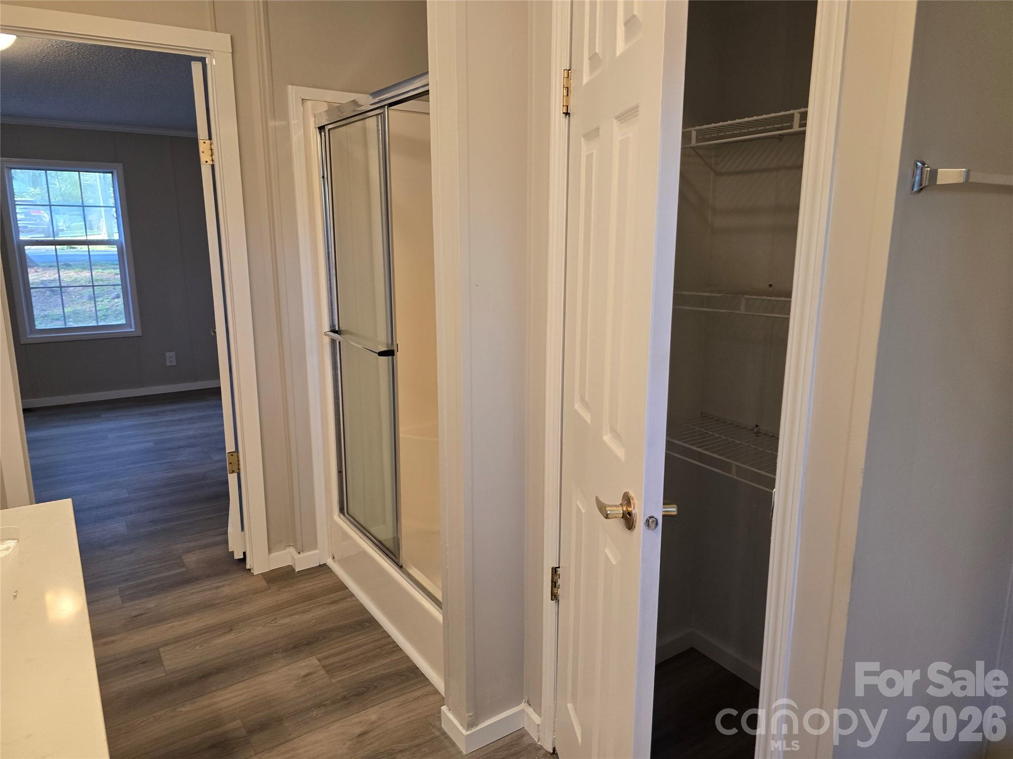 Lake View - Residential