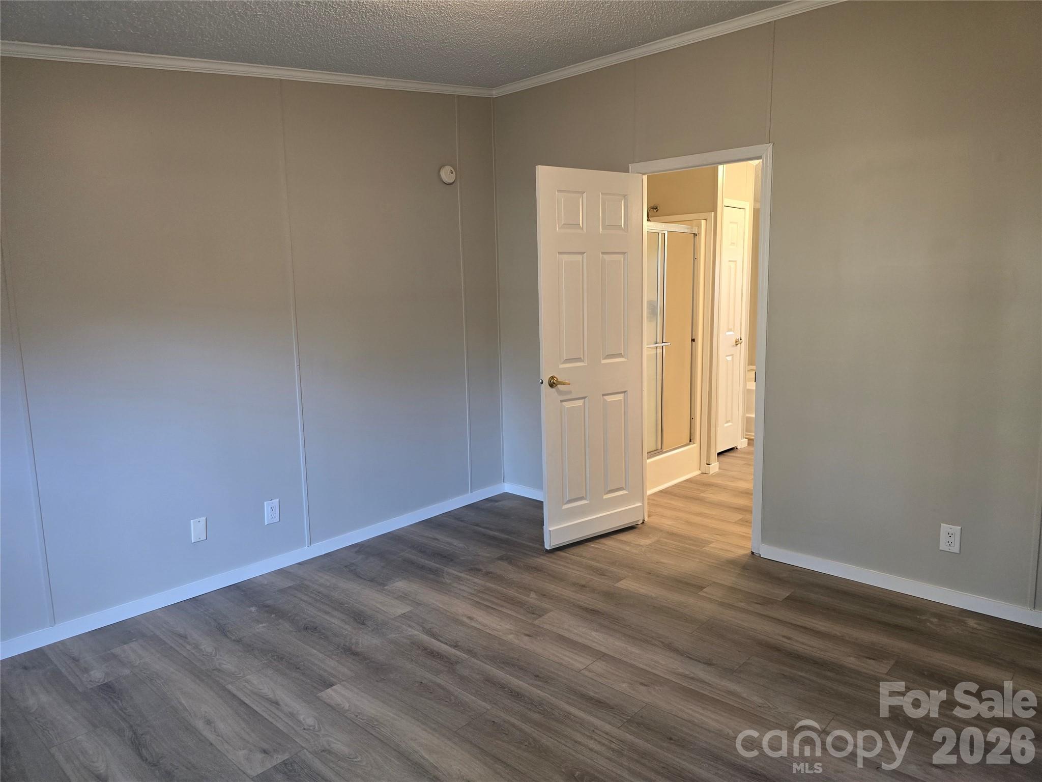 Lake View - Residential