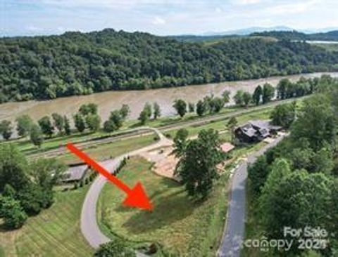 2 River Run 1R Asheville NC 28804