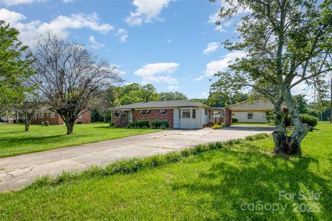 319 Glenhaven Drive Charlotte NC 28214
