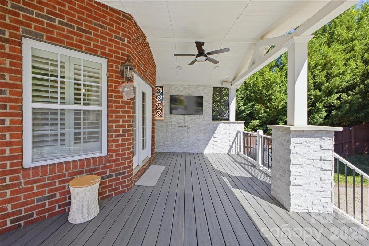 Highland Creek - Residential