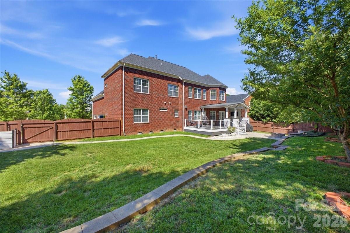 Highland Creek - Residential