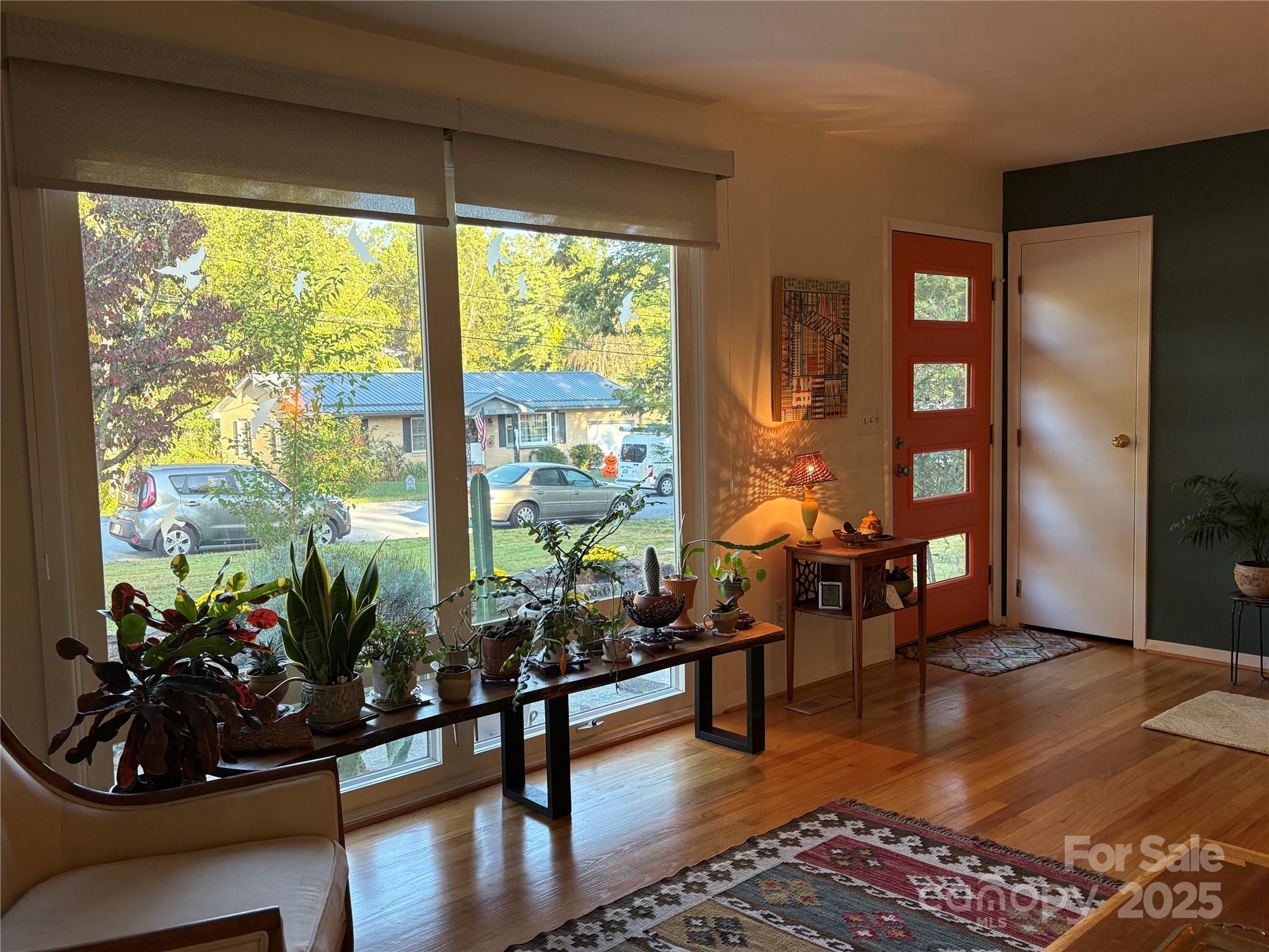 1235 Pinebrook Circle