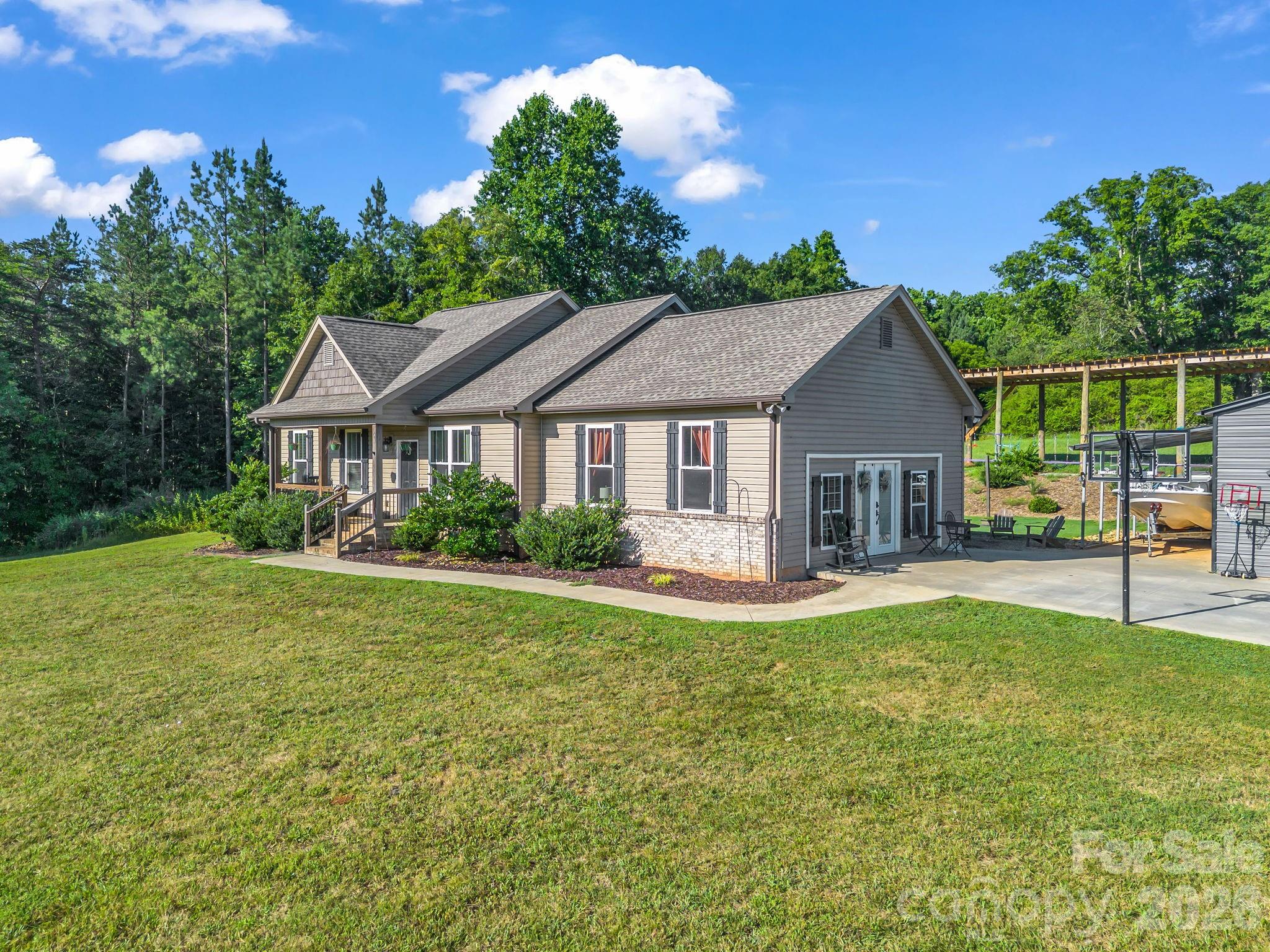 117 Clarence Henson Road