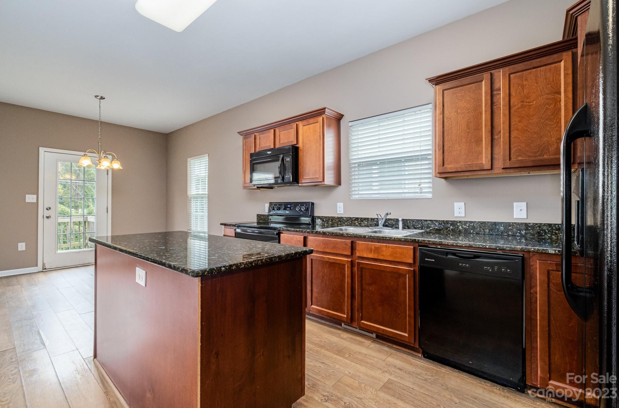 High Ridge - Residential