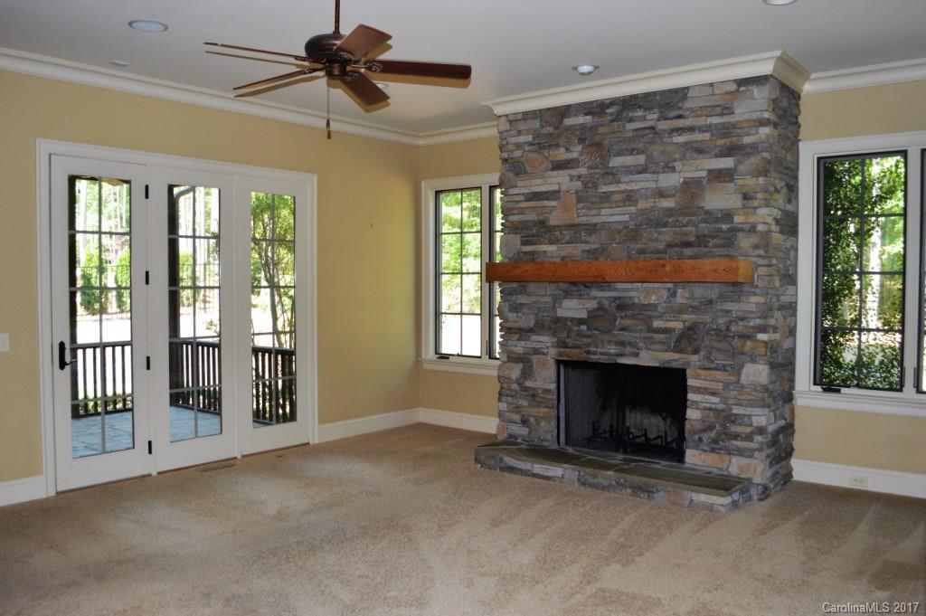 The Palisades - Residential Lease