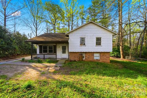 2374 Gingercake Court Hickory NC 28645