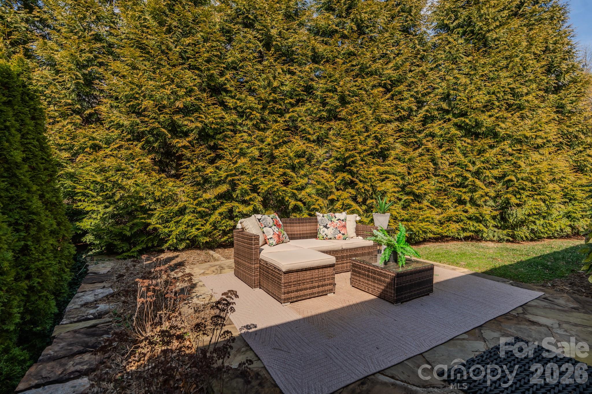 50 S Griffing Boulevard