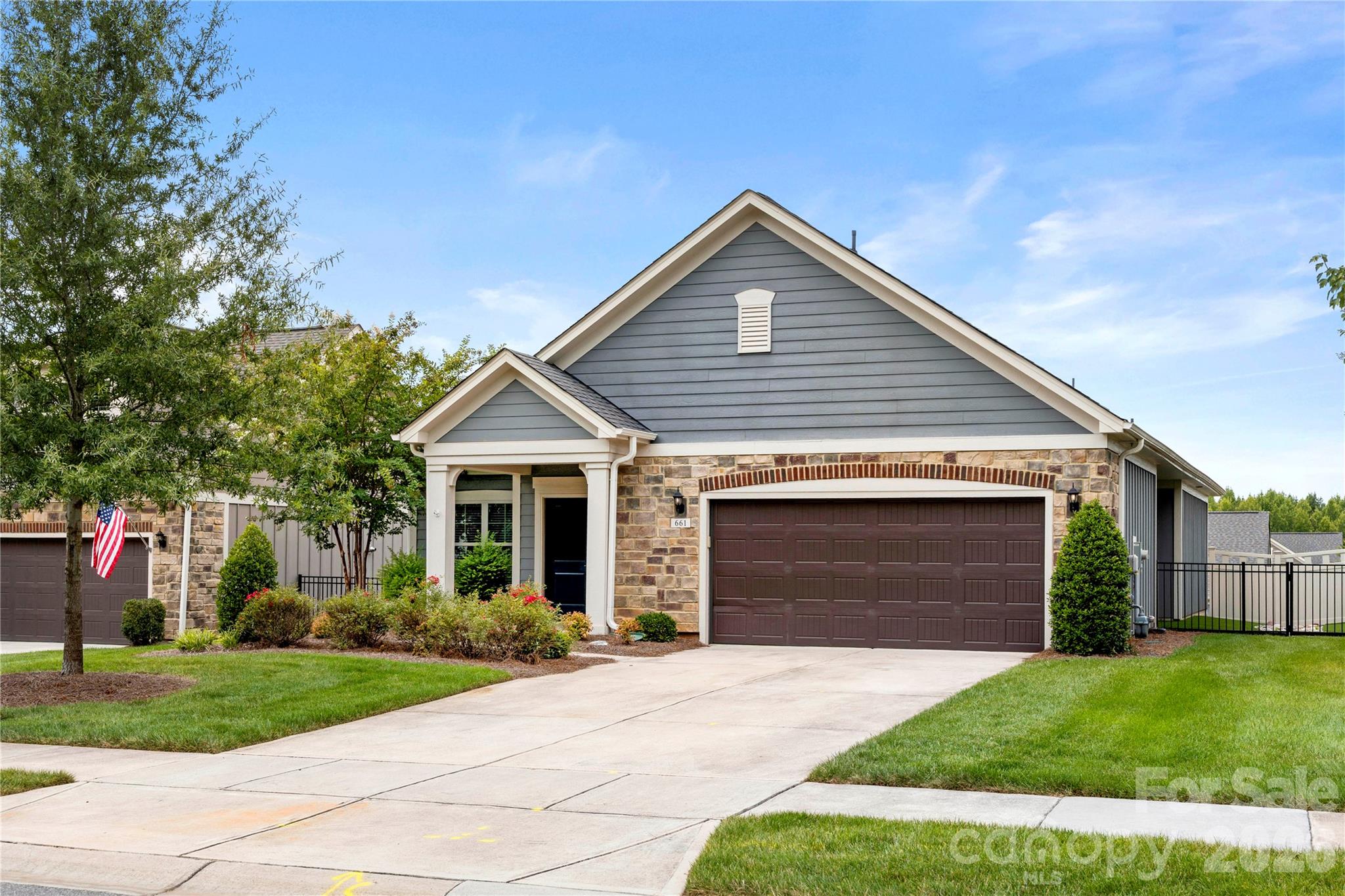 661 Poplar View Drive NW