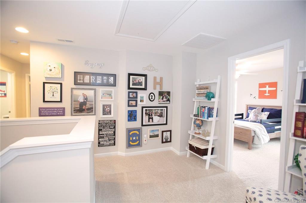 The Palisades - Residential