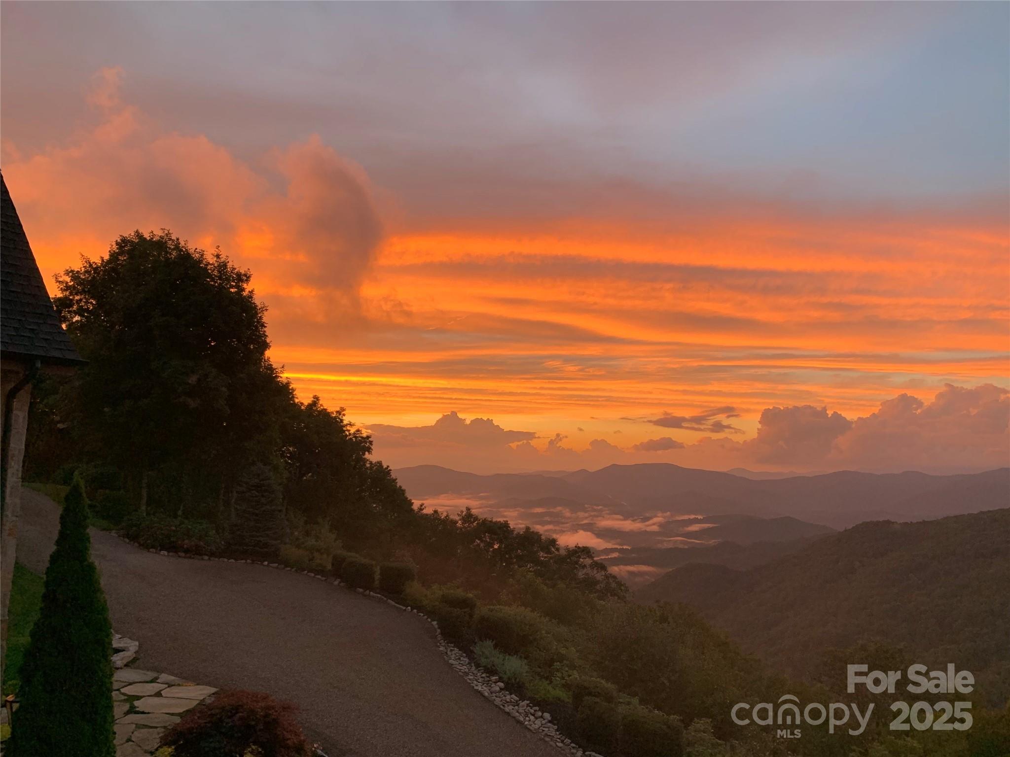 Grand Highlands at Bearwallow - Residential