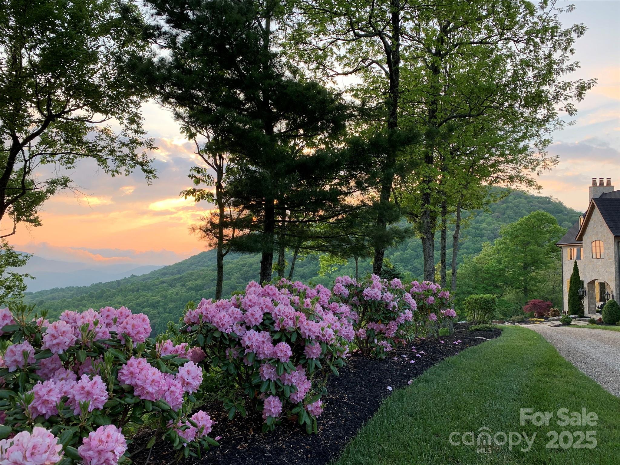 Grand Highlands at Bearwallow - Residential