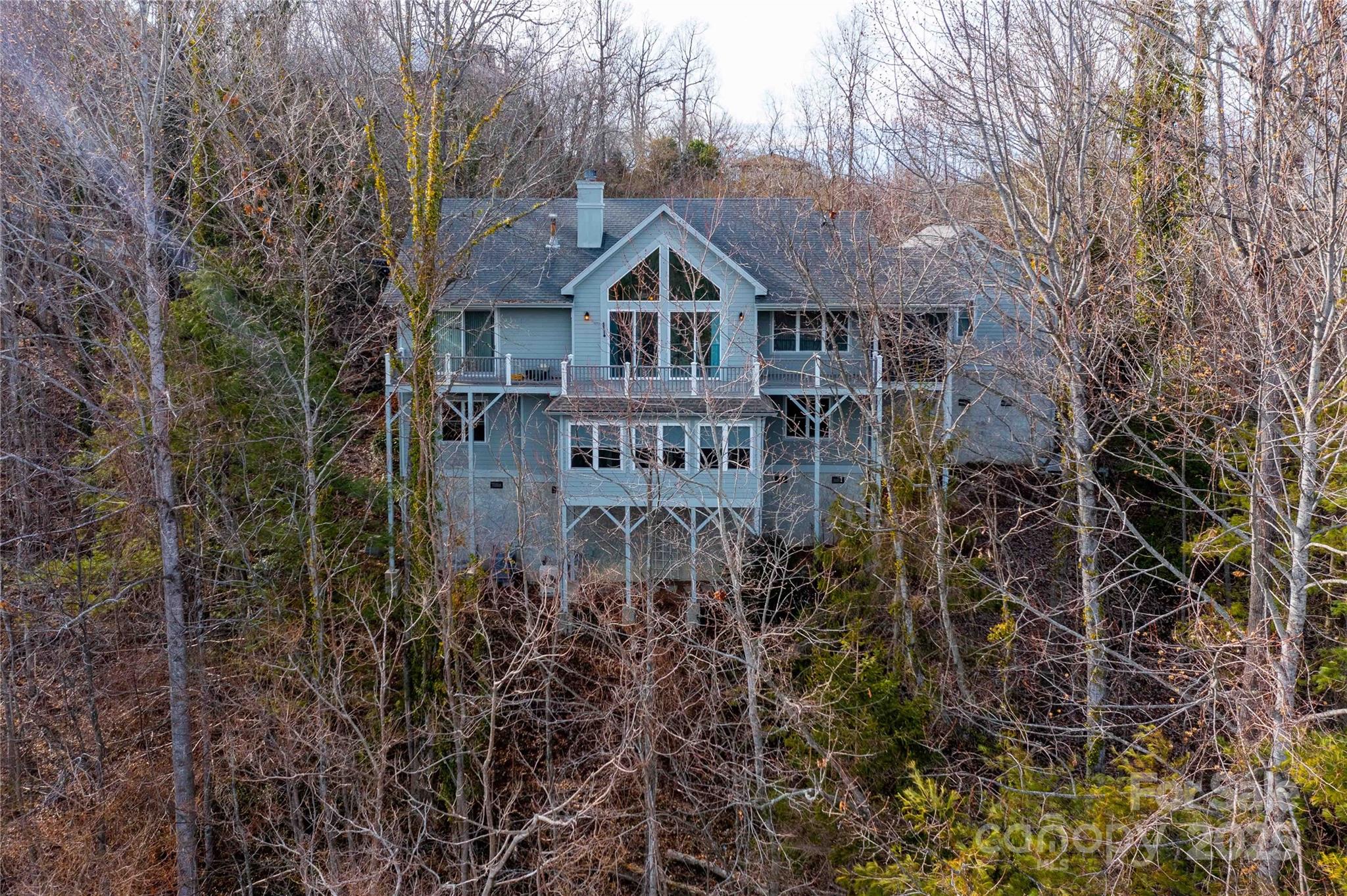180 High Road Overlook