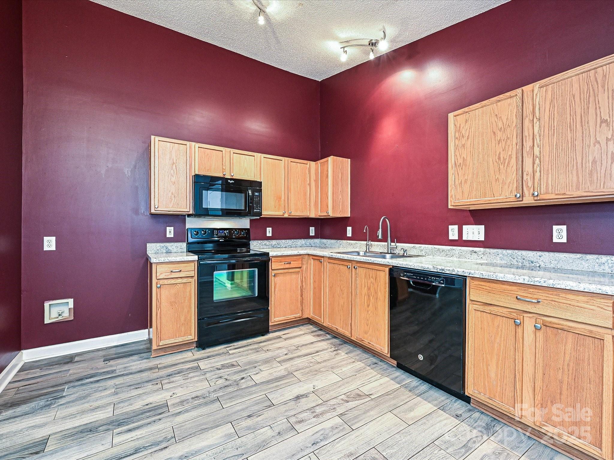 Forest Oaks - Residential