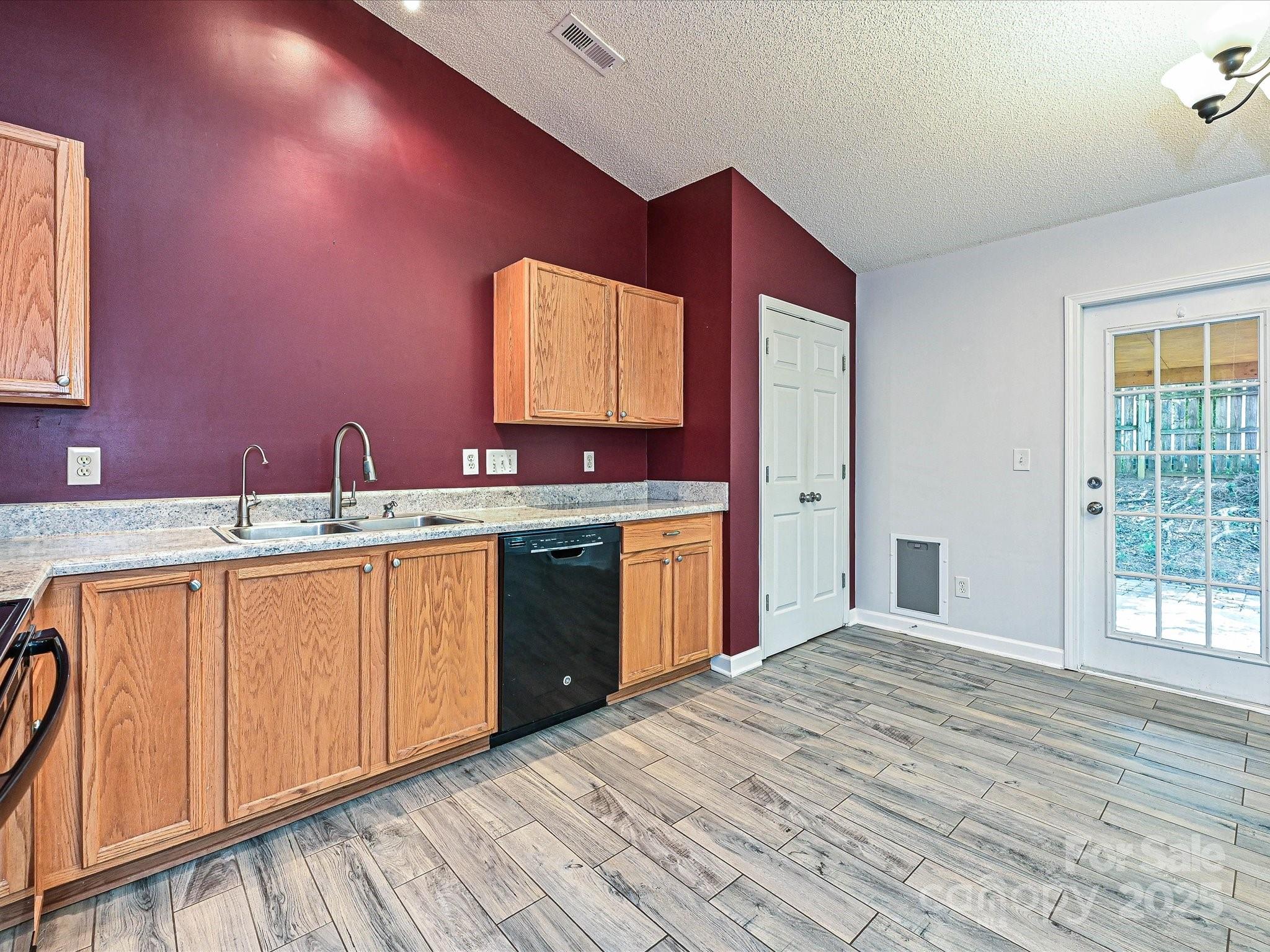 Forest Oaks - Residential