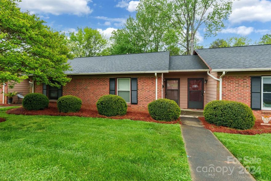 Discover practicality in this 1 bedroom, 1 bathroom townhome. Step into a spacious great room, seamlessly connected to the kitchen and breakfast area, offering a functional layout. The bedroom provides two closets for added storage convenience. A sliding door from the breakfast area leads to a patio with a storage room and fenced yard, perfect for relaxation. Located in a convenient Rock Hill location, close to dining, shopping, and the medical park, this townhome offers comfortable living in a desirable area.