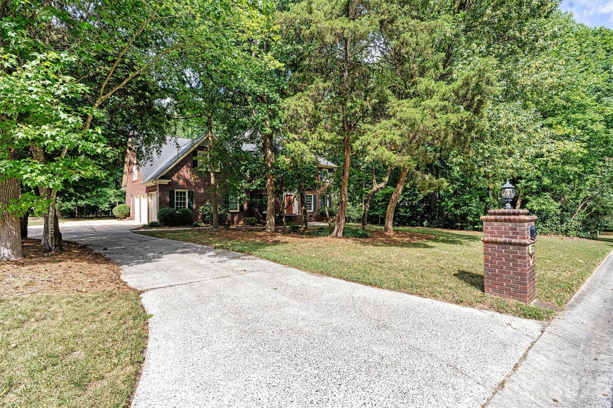 5321 Saddlewood Lane