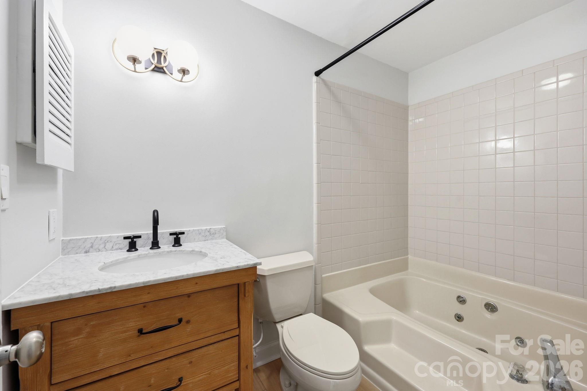 Admirals Quarters - Residential