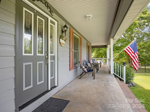 A home in Tryon