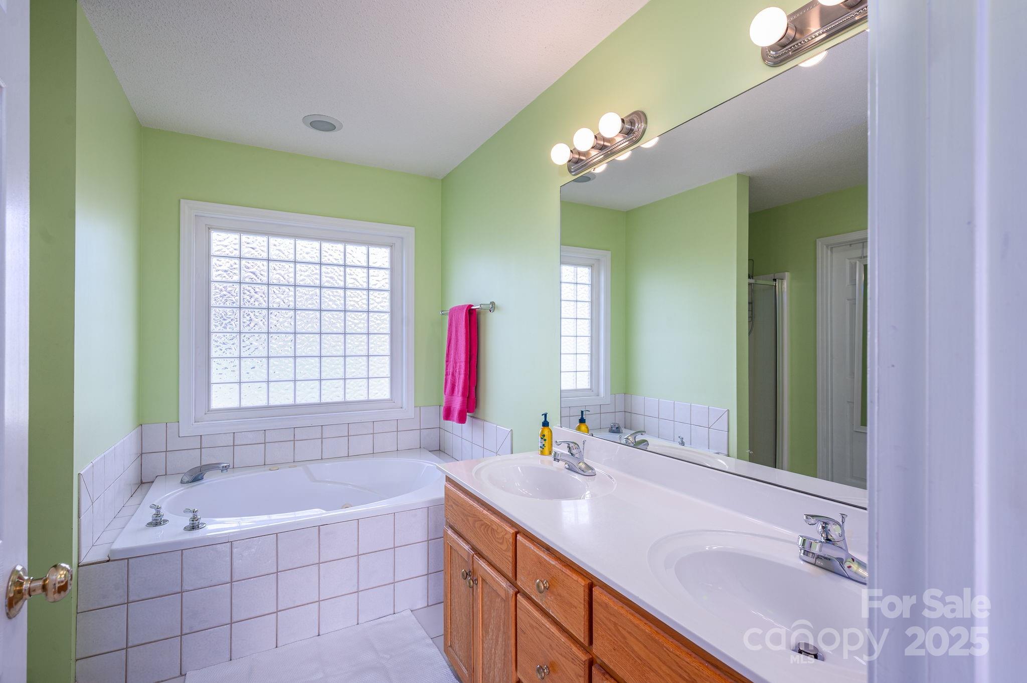 St James Vineyard - Residential