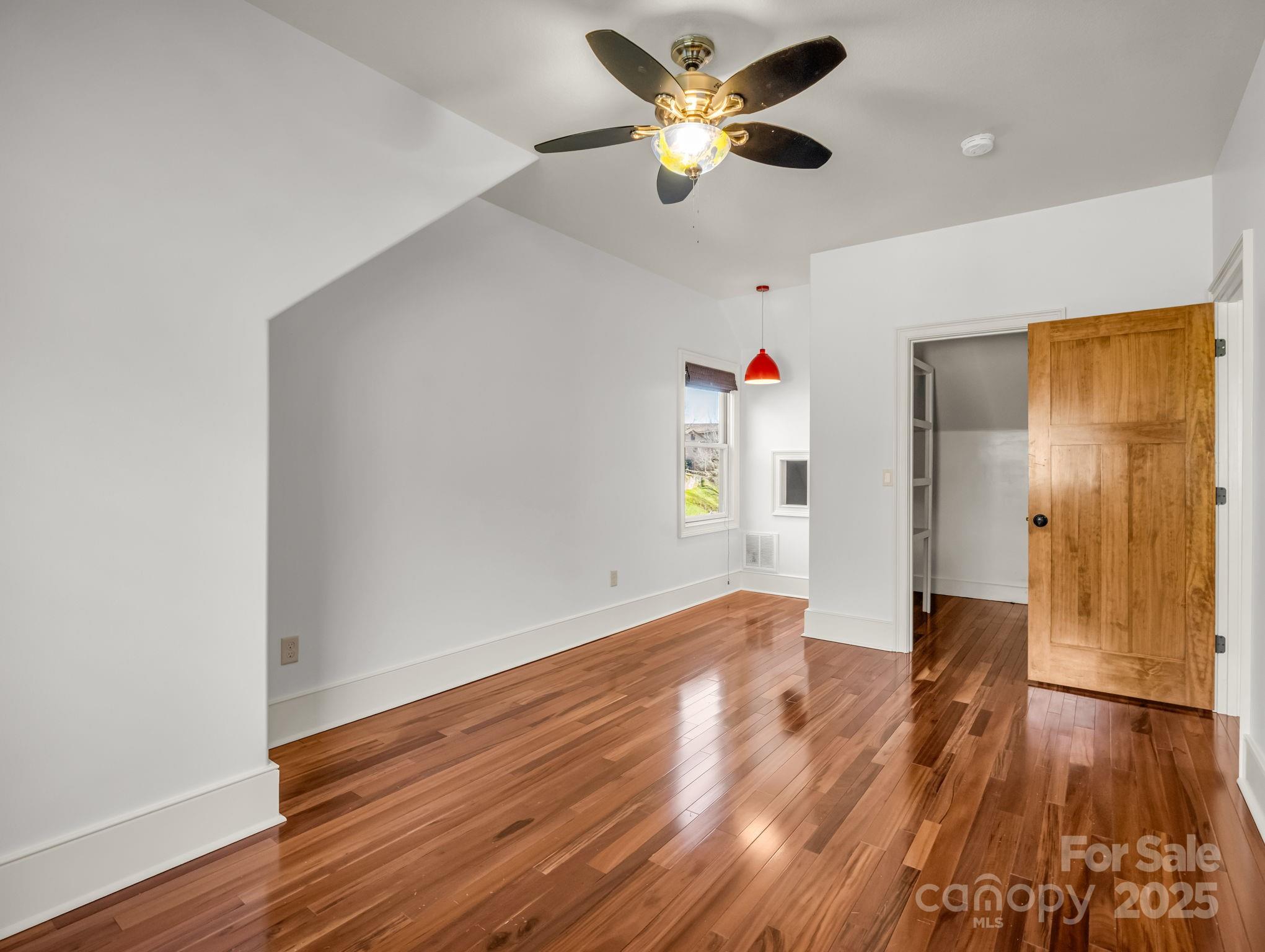 Firefly Cove - Residential