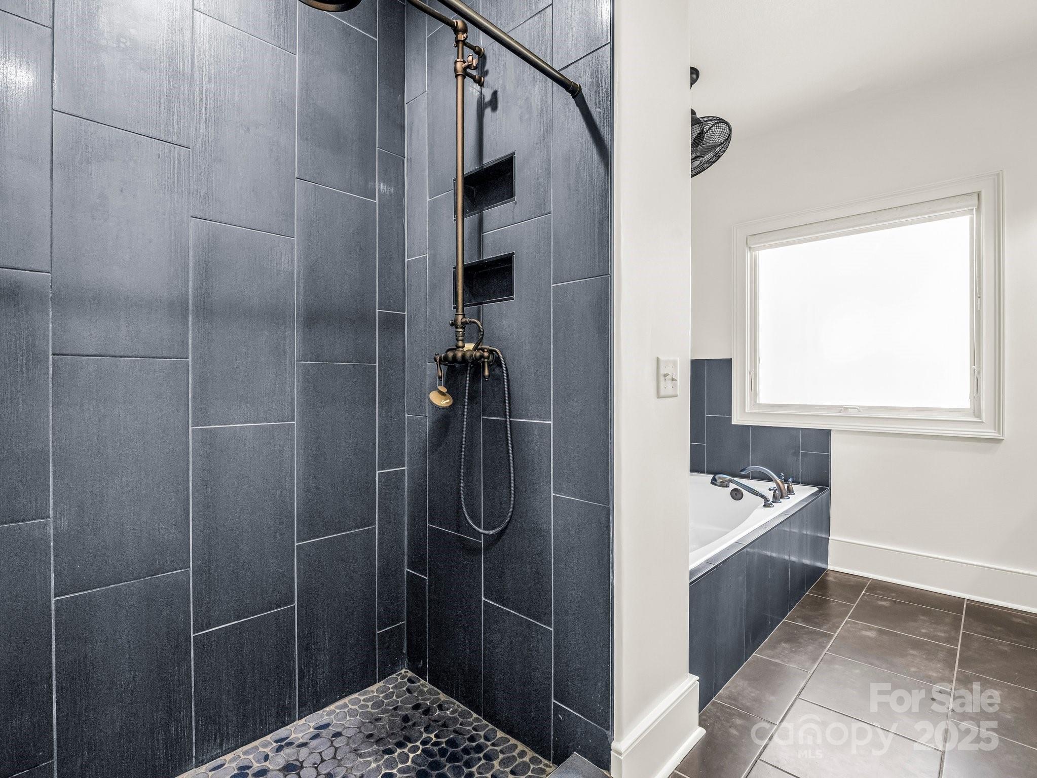 Firefly Cove - Residential