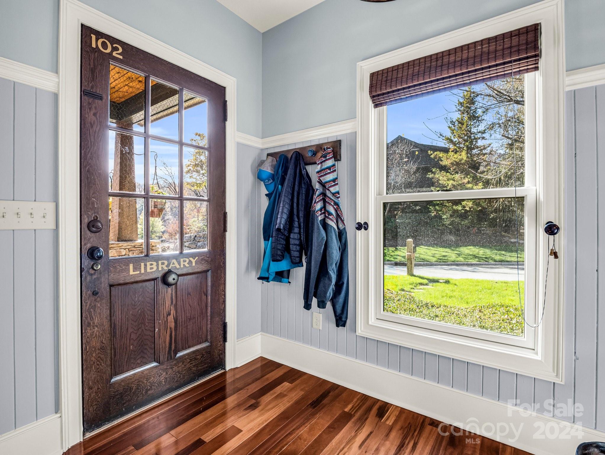268 Firefly Cove