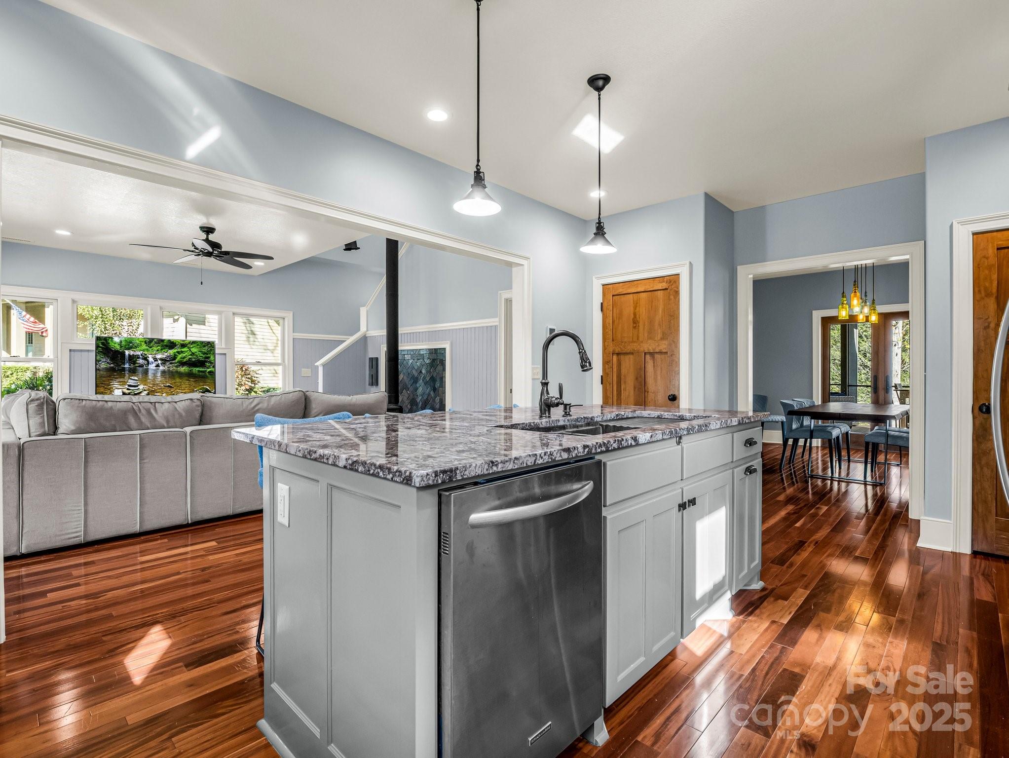 Firefly Cove - Residential