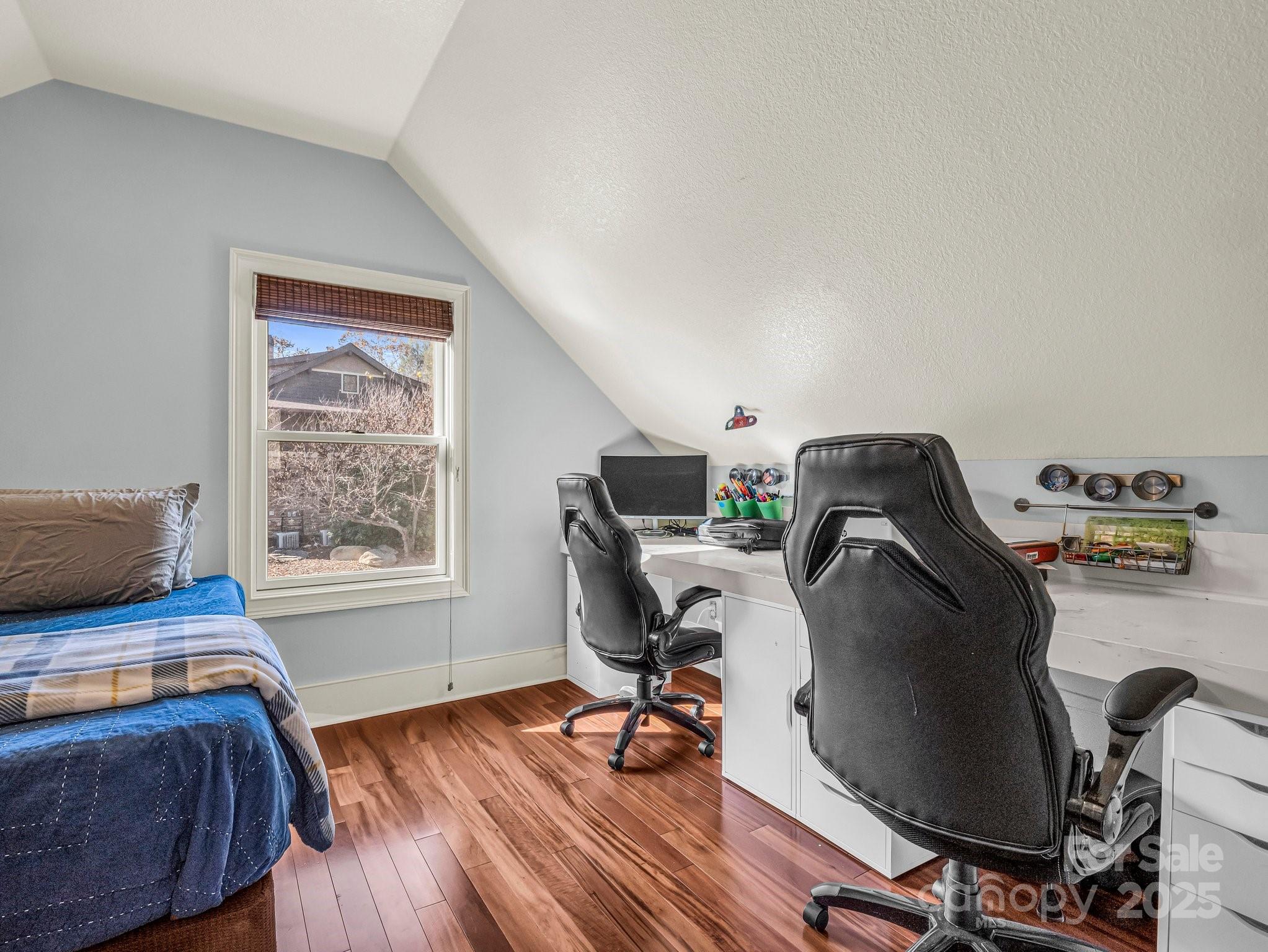 Firefly Cove - Residential