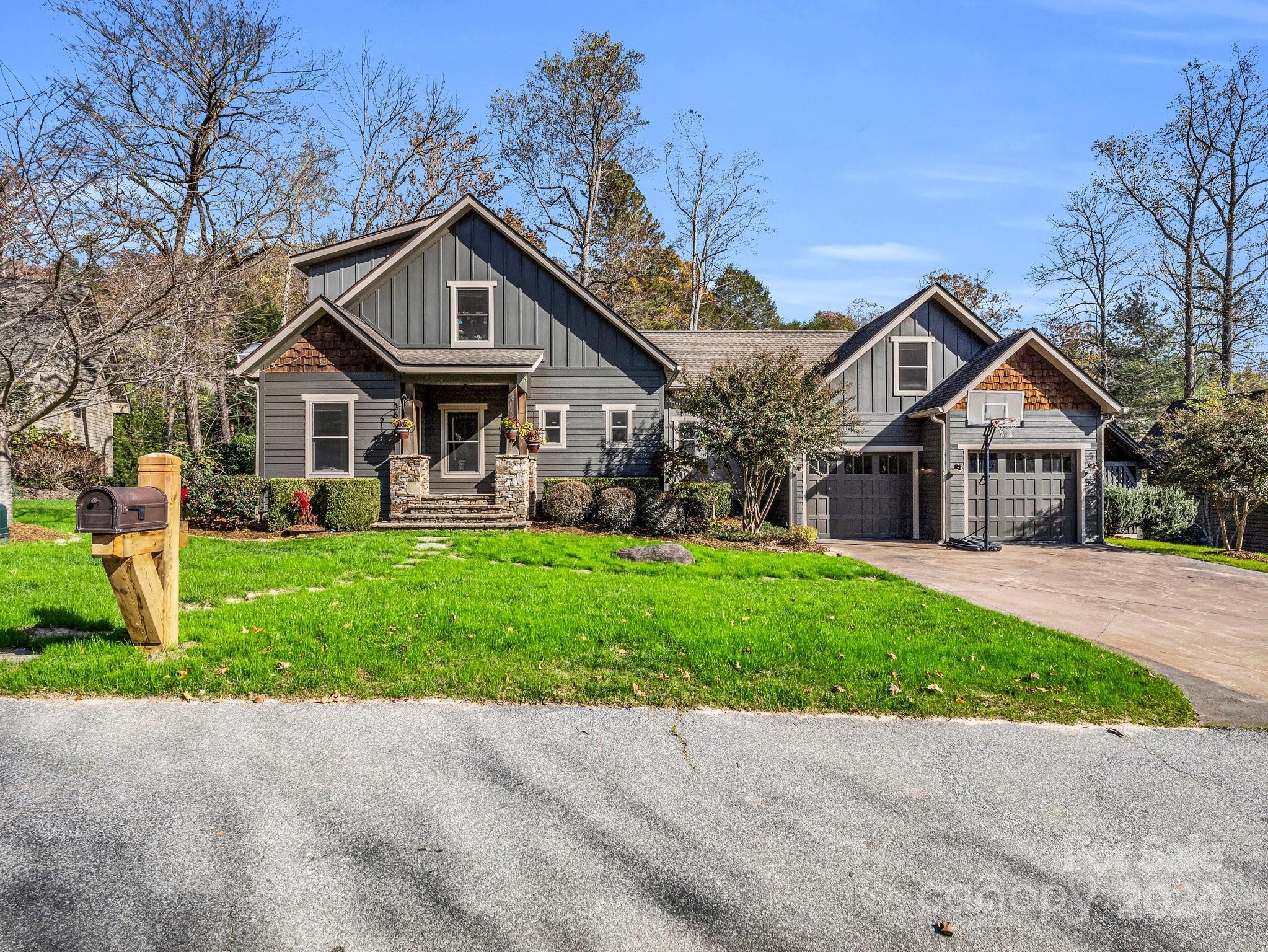 268 Firefly Cove