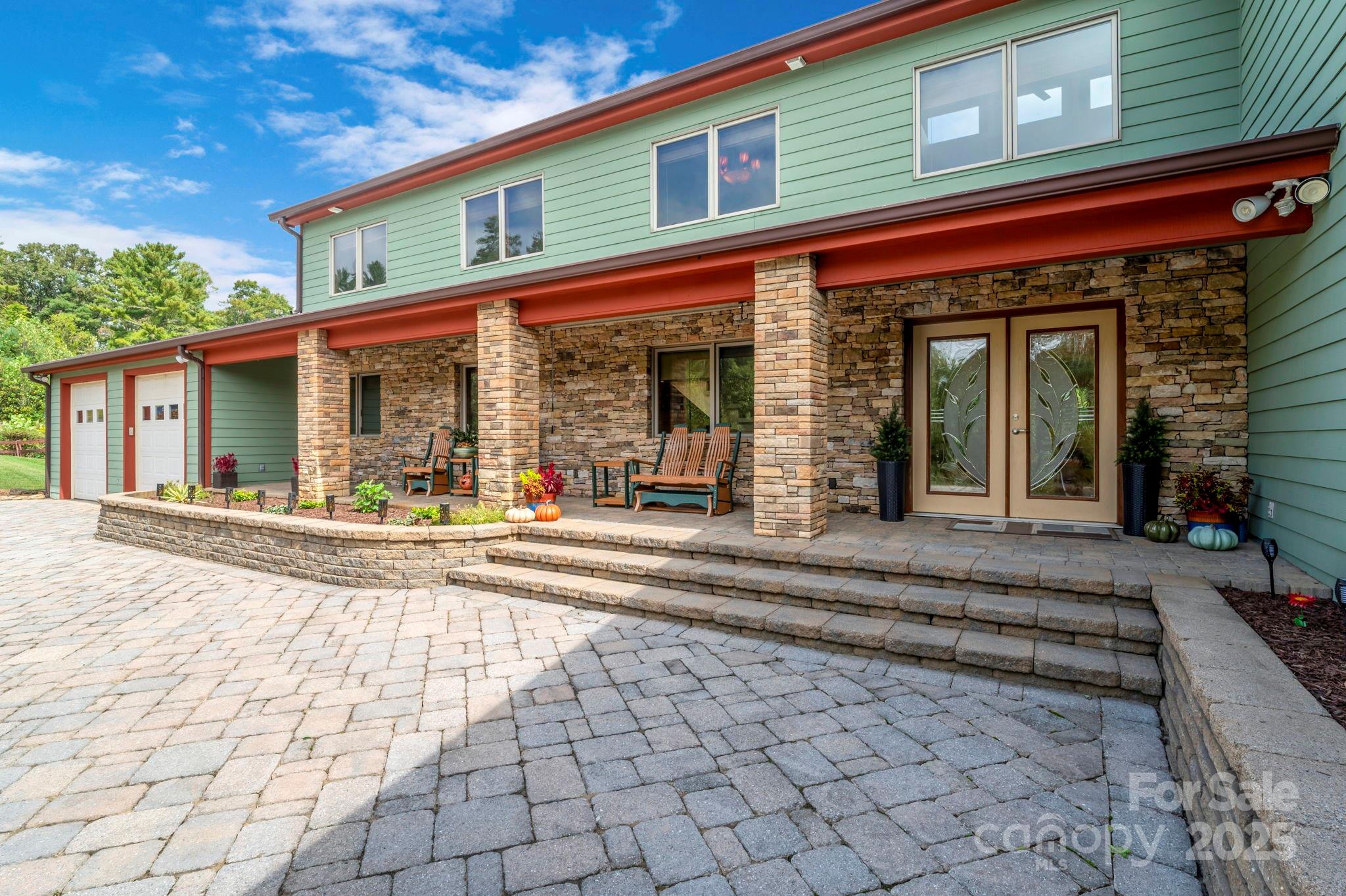 3319 Bull Creek Road