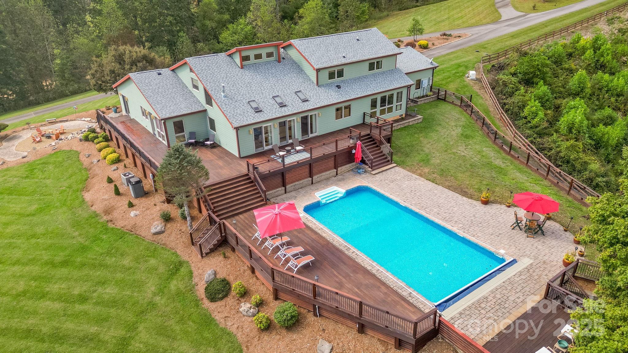 3319 Bull Creek Road