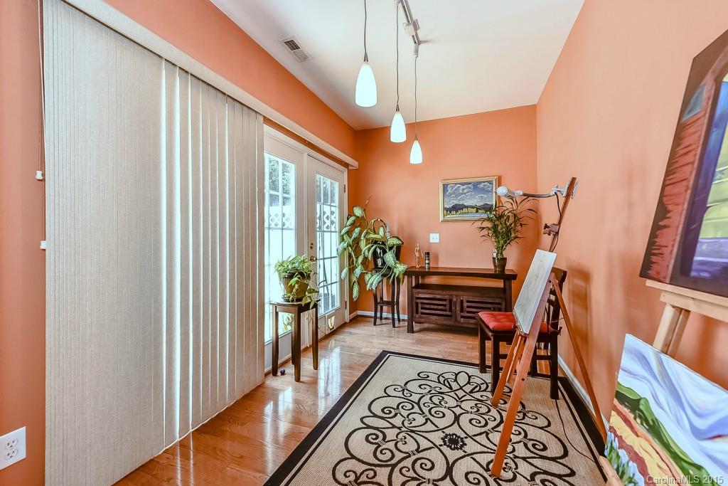 Regent Park - Residential