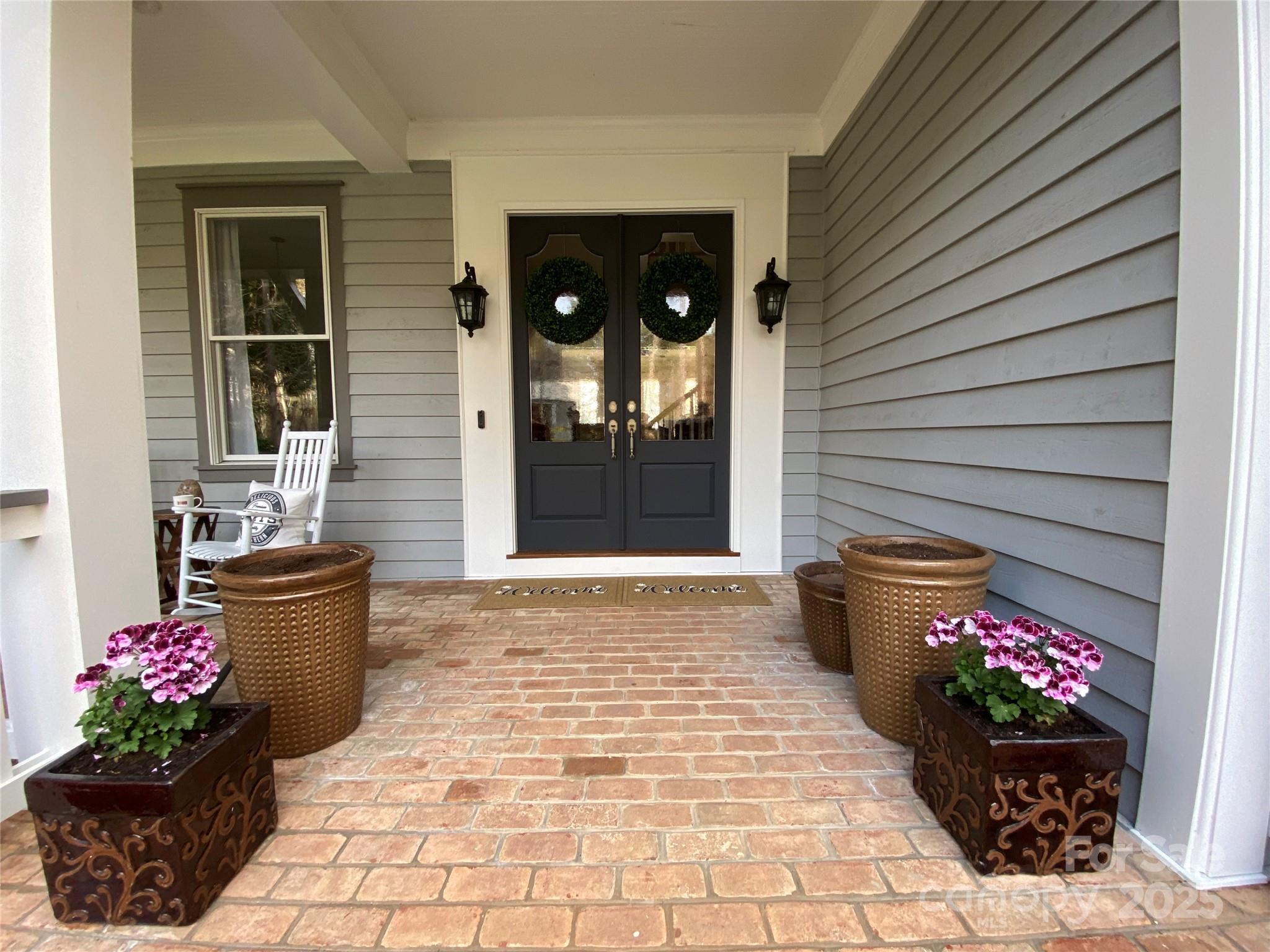 206 Dedham Loop