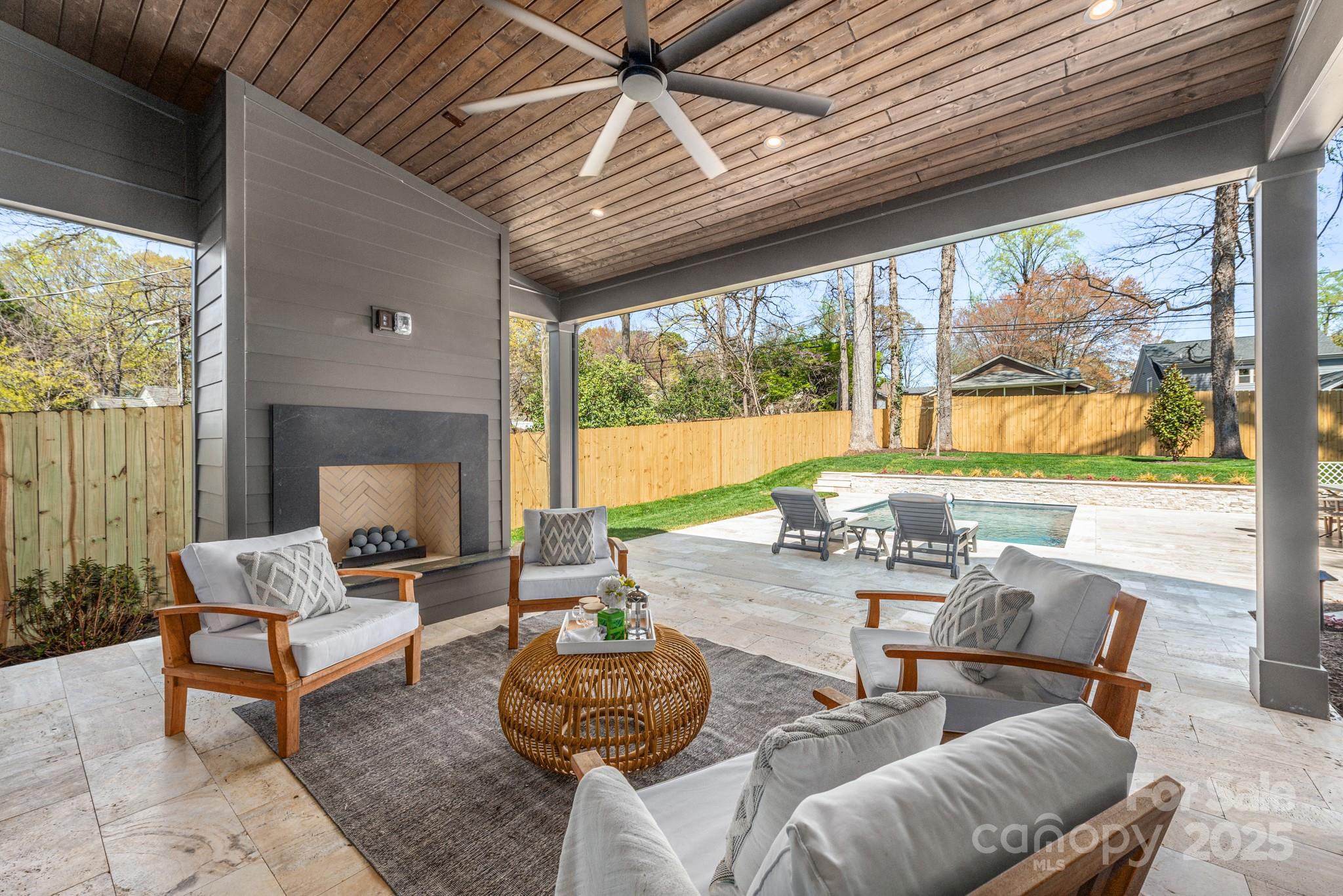 Chantilly - Residential