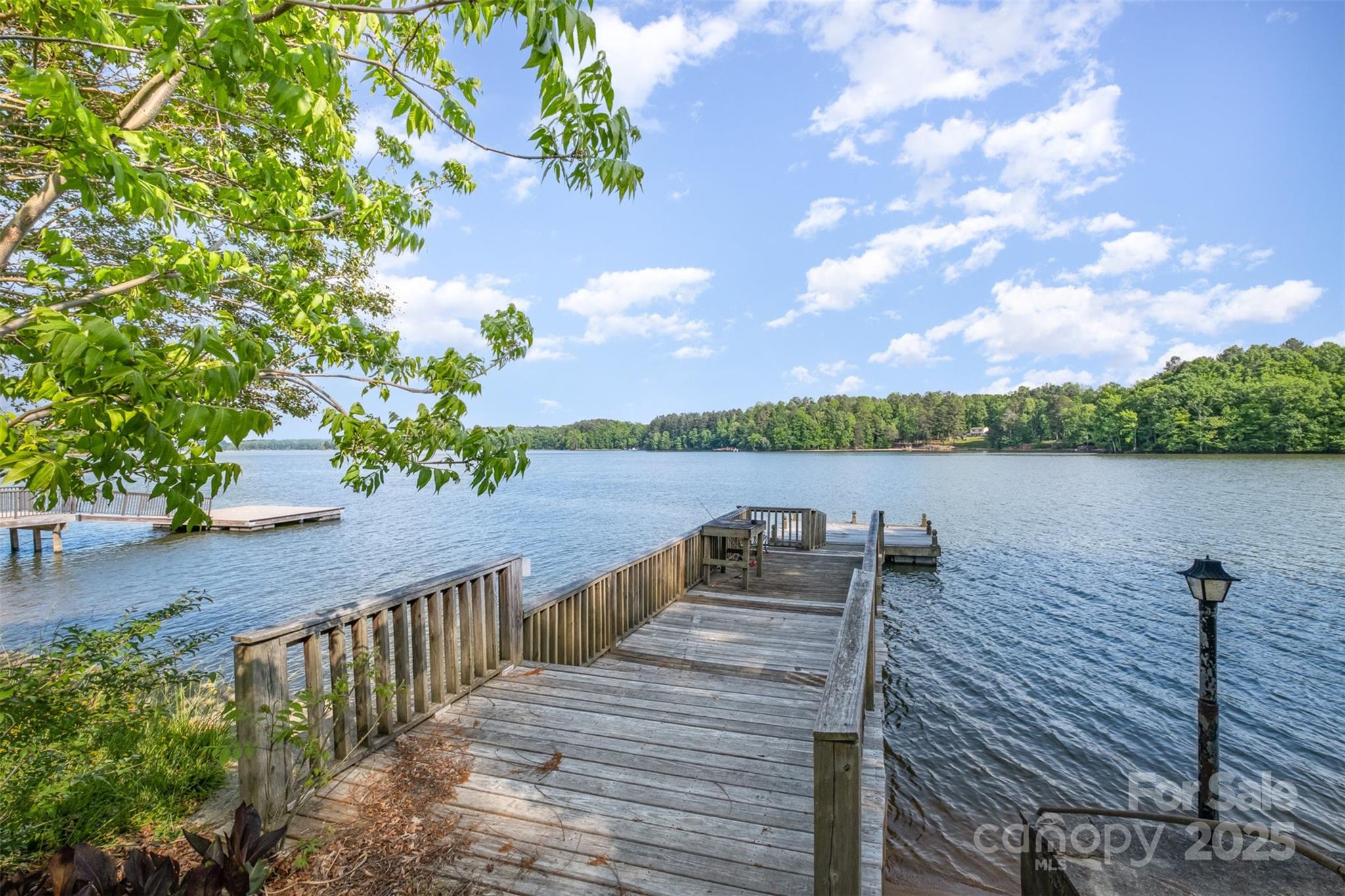 565 Shore Acres Road