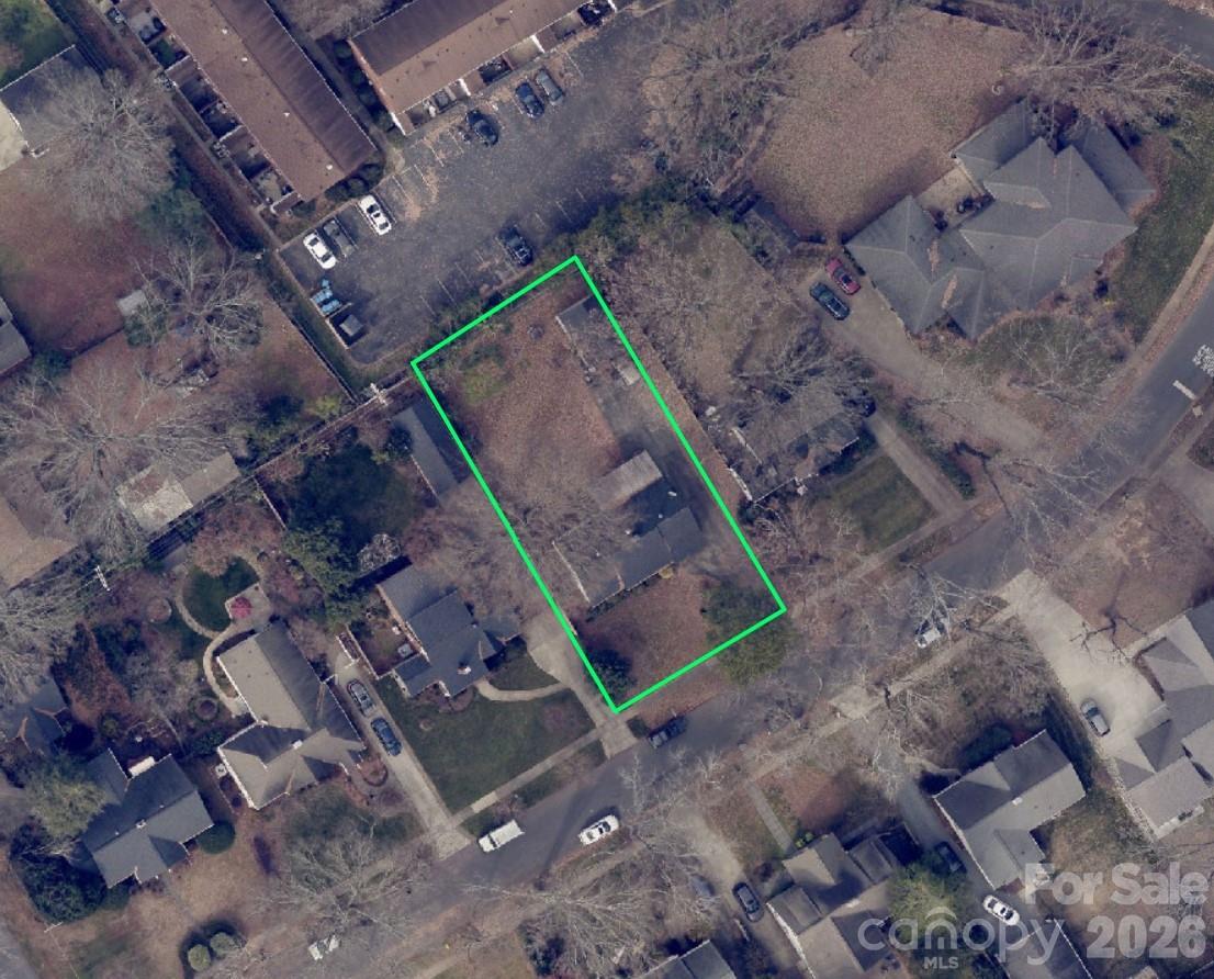 822 Sedgefield Road