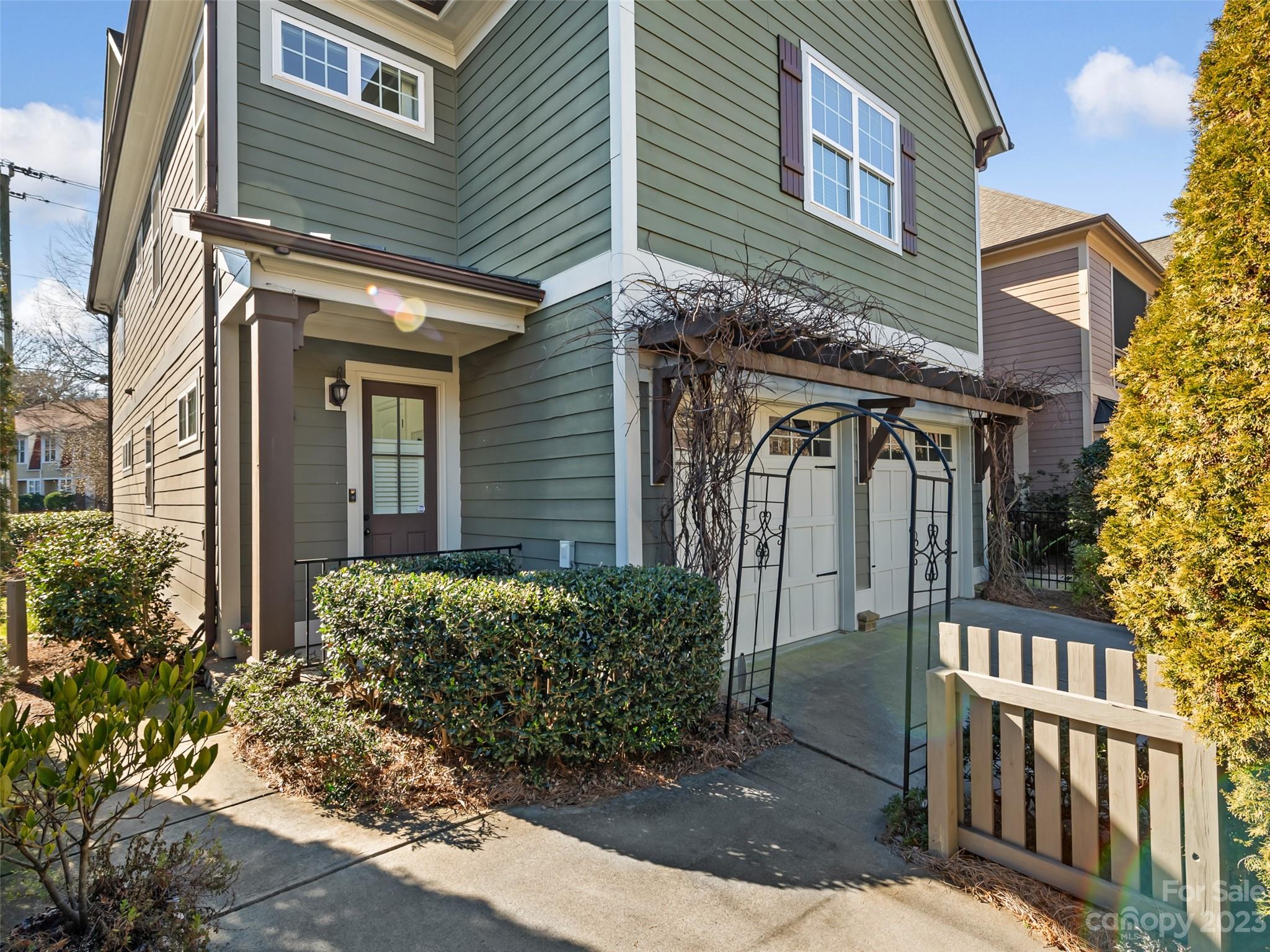 Charndon Village - Residential