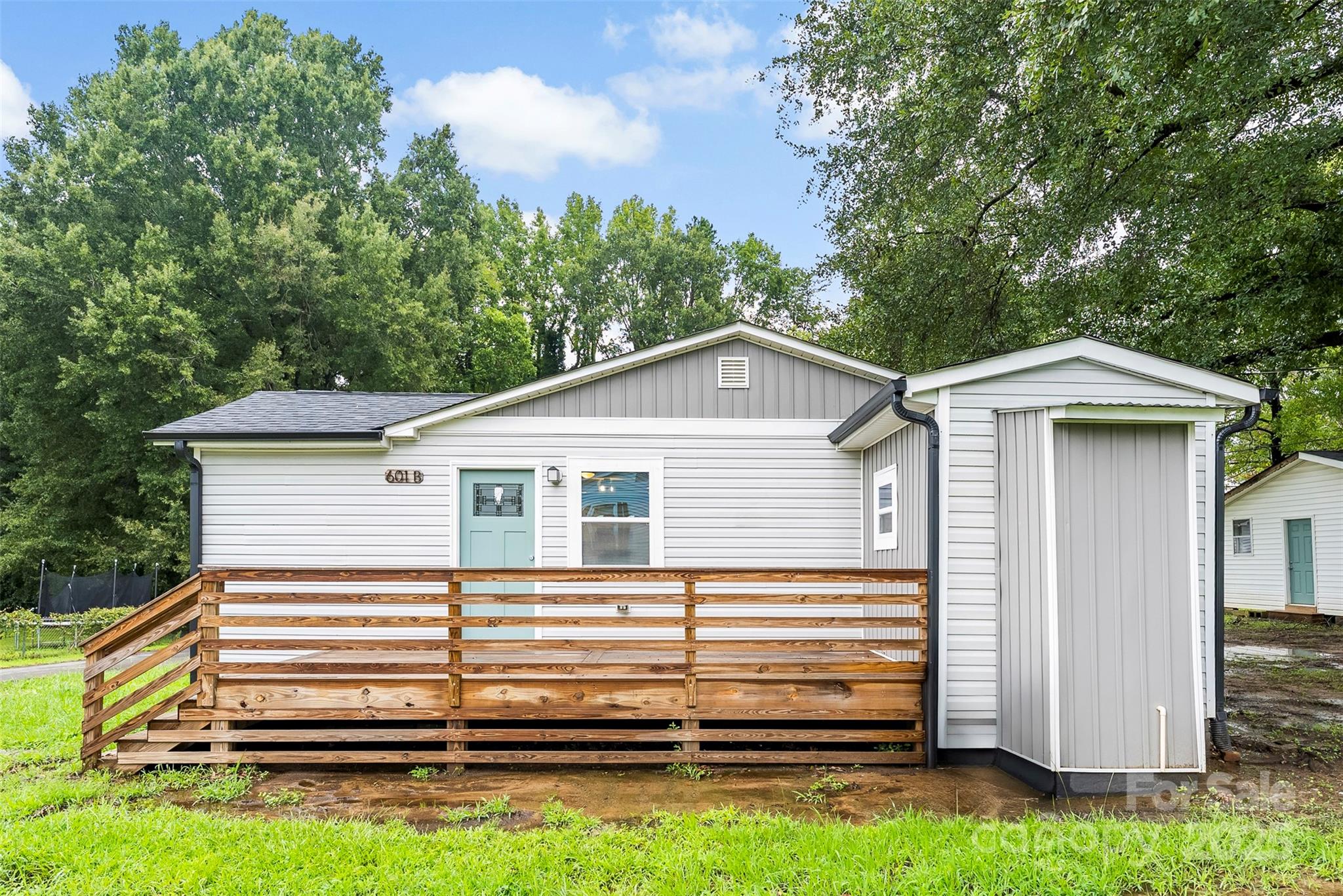 601 Rhyne Circle 108/ B